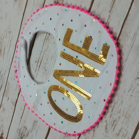 Mudpie ONE First Birthday Bib - Picture 2 of 5